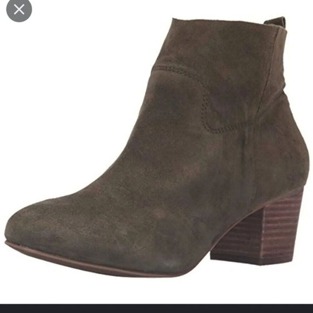 Steve Madden Womens Sz 7.5 Harber Ankle Boots Suede Olive Green Low Shaft Boots